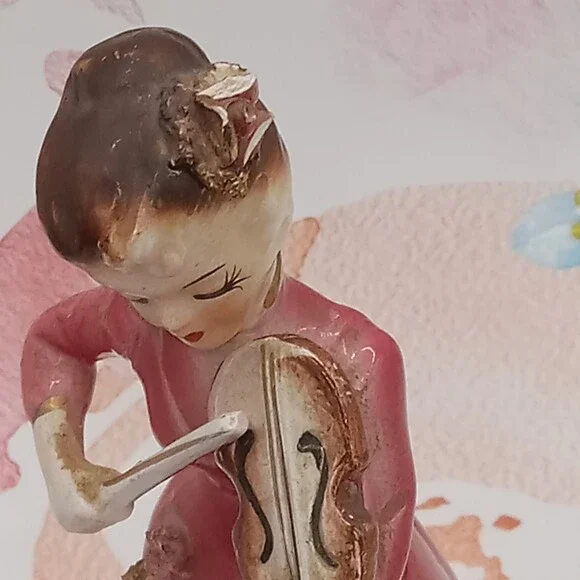 Victorian Lady in Pink Dress Playing Violin Figurine  Vintage Japan Ceramic 3D - Picture 3 of 12